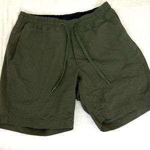 Lululemon Bowline 8” Searsucker Shorts
